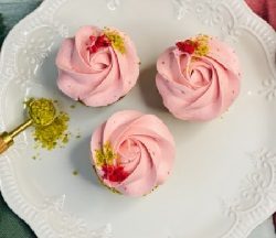 Pistachio and Raspberry Cakes (12 units GF DF)
