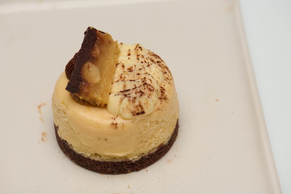 Loaded Salted Cheesecake (8 per ctn)